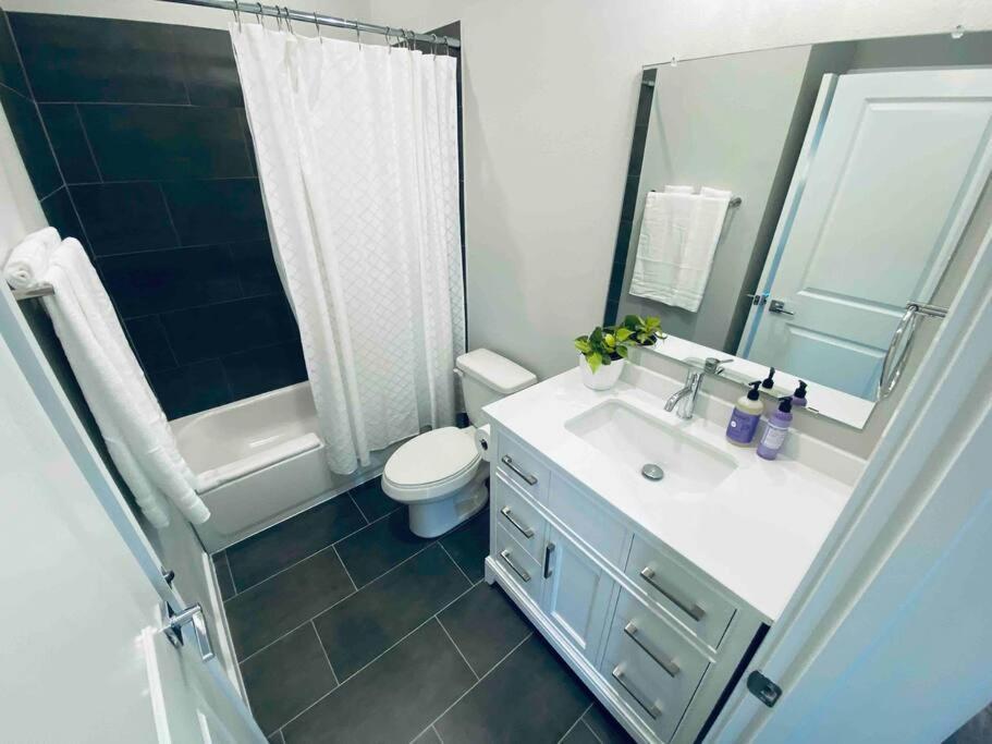 The Holistic Hideaway - Gated Community Сasa de vacaciones Houston